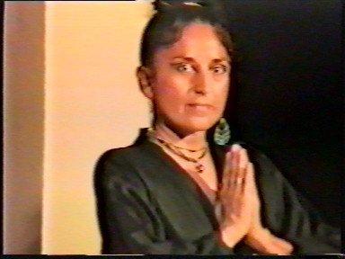 Director of the Sacred Dance Course, Devi Dhyani - Dancing to the Heart Sutra Dance001a jpg.jpg (20678 bytes)