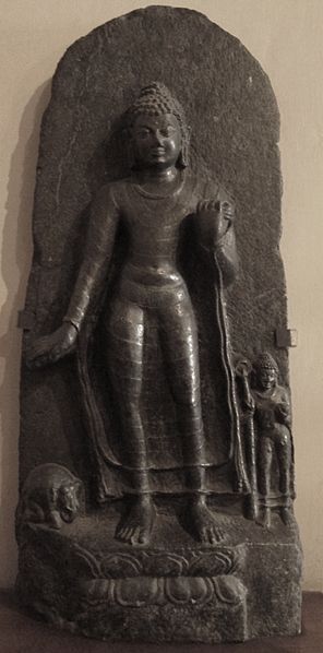 File:Indian Museum Sculpture - Buddha Standing, 9c, Bihar (9220705104).jpg