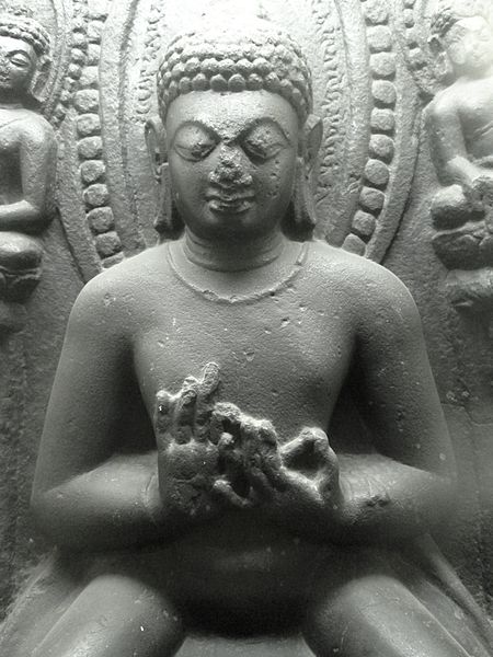 File:Indian Museum Sculpture - Buddha Teaching, 8c, Bihar (9220755146).jpg