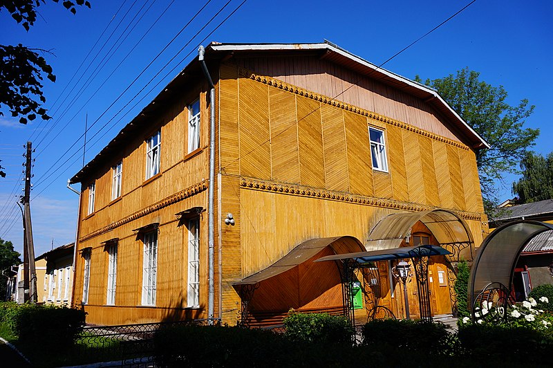 File:! Вижниця (49) Будинок крайової школи різьбарства.jpg