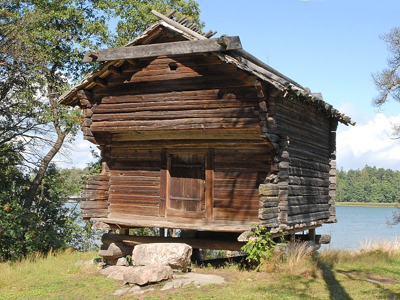 File:"Granary", musée deSeurasaari (Helsinki) (2759402874).jpg
