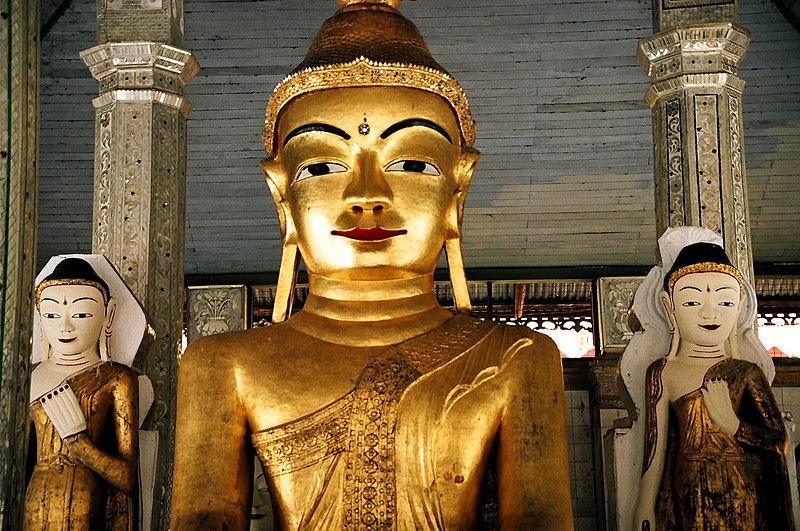 File:Buddha images (Rangoon) (29688674594).jpg